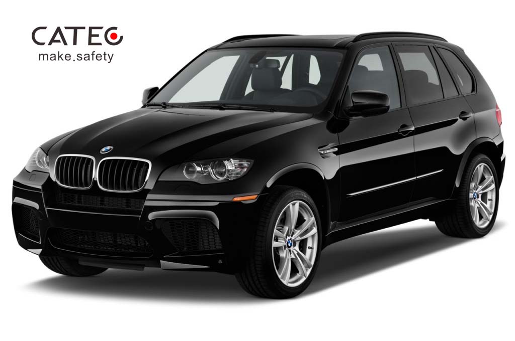 BMW X5 exterior-black